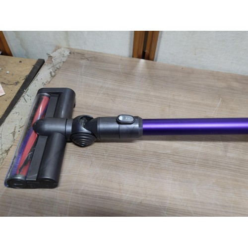 480 - Fully re conditioned Dyson V6 Animal, vacuum cleaner complete with power cable new battery and charg... 