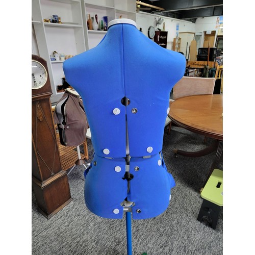 523 - Ardis Venus haberdashery mannequin with hip, bust and waist adjusters in good working order