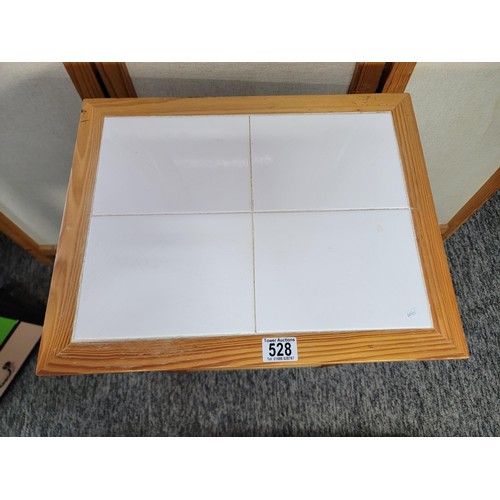 528 - Kitchen chopping table with white tiled top with 1 drawer