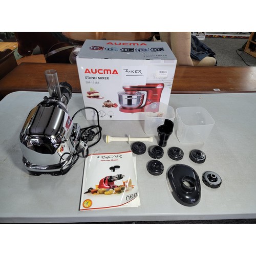 496 - Oscar Neo Juice Extractor, vitality 4 life - 150w, model DA-100 comes along with accessories and ori... 