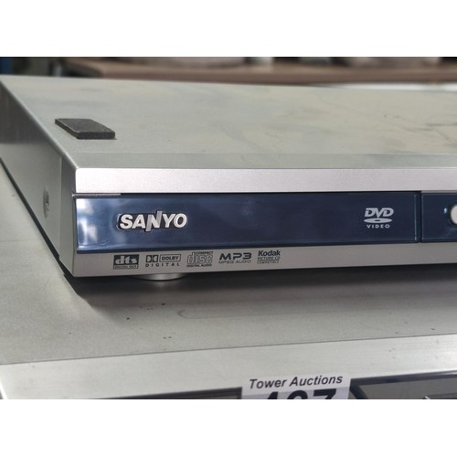 467 - 2x DVD players inc a Sanyo and LG, the LG dvd player comes with a remote control