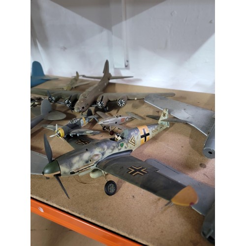 101 - Large collection of 22 model airfix areoplanes inc Spitfires, lancasters, boat planes, Messerschmidt... 