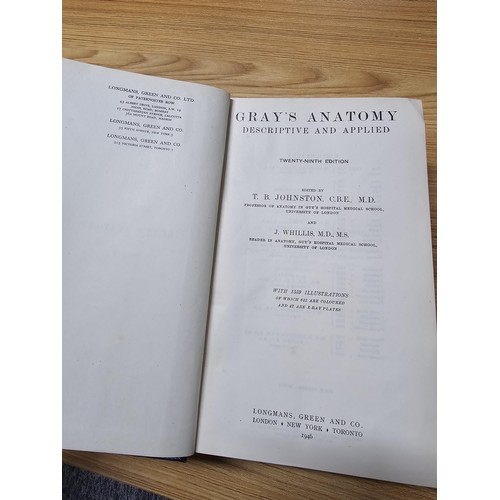 7 - 2x medical reference books to include Gray's Anatomy and emergency surgery by Hamilton Bailey contai... 