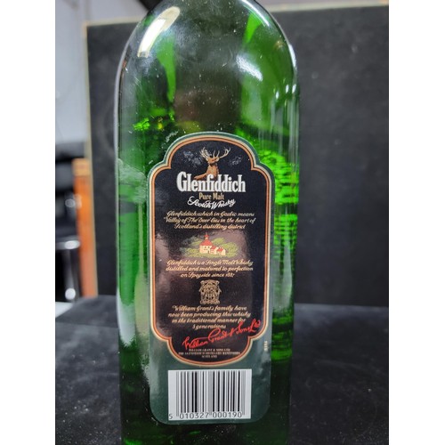 131 - Boxed vintage 1990's new and sealed Glenfiddich Special Reserve pure malt whisky 75cl,