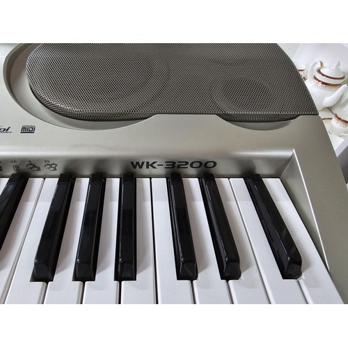 25 - Good quality comprehensive Casio WK-3200 keyboard with 160 rhythms 218 tones and 50 drawbar organ to... 