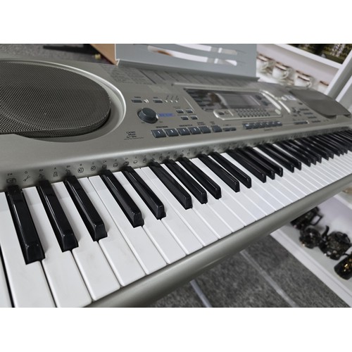 25 - Good quality comprehensive Casio WK-3200 keyboard with 160 rhythms 218 tones and 50 drawbar organ to... 