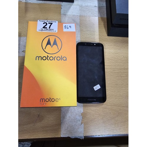 27 - Motorola MOTO E5 play mobile phone with box and charging cable good working order reset for new user