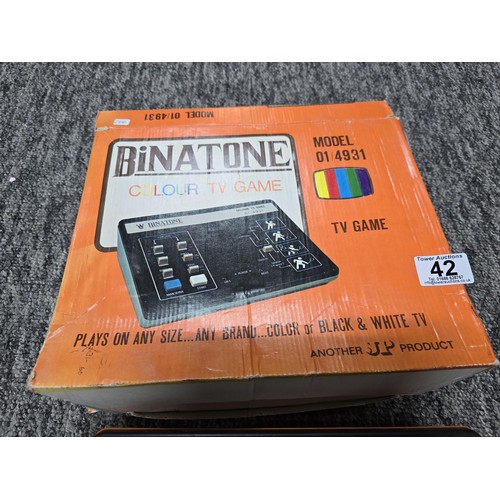 42 - A vintage Binatone colour TV gaming console model 01-4931 from 1976, complete with its original box ... 