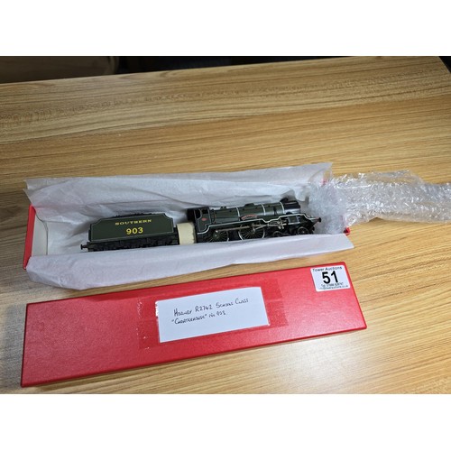 51 - A Hornby R2742 Schools class 4-4-0 southern locomotive and tender Charterhouse no 903, painted drive... 