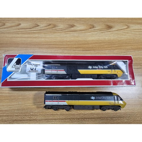 67 - A Lima 2051976 intercity 125 HST city of Bradford power locomotive 43085 with an unboxed Lima interc... 