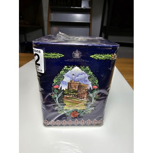 172 - A vintage sealed Jackson's of Piccadilly tea blend for the Queens Silver Jubilee 1977, the collectab... 