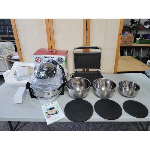 Boxed Salter low fat fryer in box working, a Foreman grill
