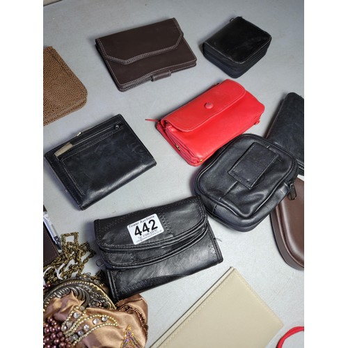 442 - Large quantity 19x of purses and wallets inc sequin purses, passport wallet, clutch bags etc