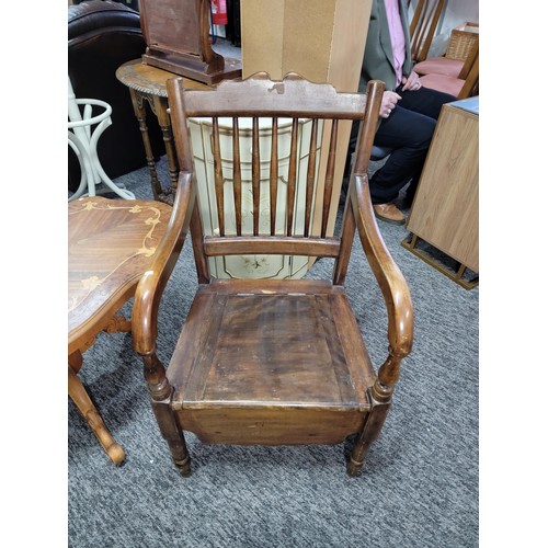 451 - Antique Georgian oak elbow chair commode chair with lift up lid complete with pot, in good order