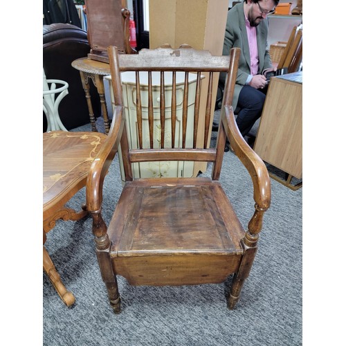 451 - Antique Georgian oak elbow chair commode chair with lift up lid complete with pot, in good order