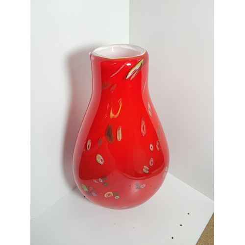 151 - A good quality vintage genuine Murano Italy art glass vase impressive red glass with a Millefiori de... 