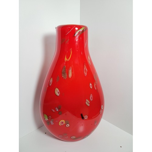 151 - A good quality vintage genuine Murano Italy art glass vase impressive red glass with a Millefiori de... 