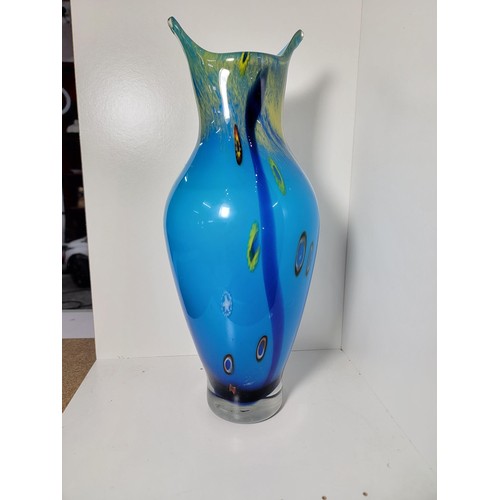 156 - A good quality vintage genuine Murano Italy art glass vase impressive blue glass with a Millefiori d... 