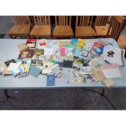 11 - Large quantity of various vintage ephemera to include many vintage tourist pamphlets, cigarette card... 