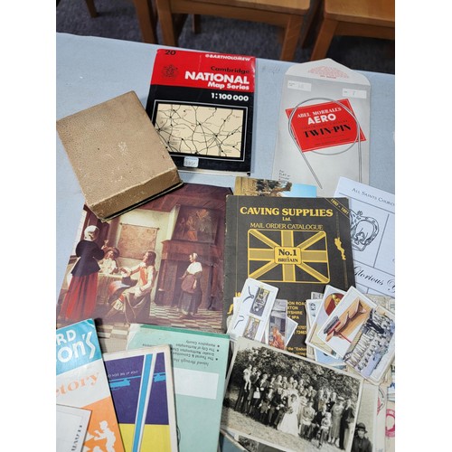 11 - Large quantity of various vintage ephemera to include many vintage tourist pamphlets, cigarette card... 