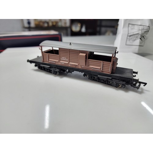 24 - Boxed as new Bachmann 33-825 25 ton Queen Mary Brake Van BR Brown