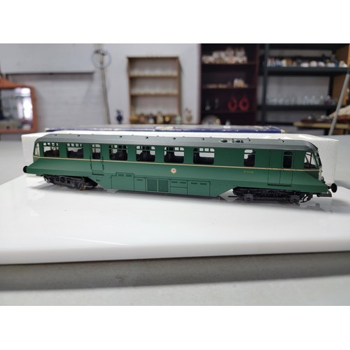 25 - Boxed Lima 205150A8 rail car in green in excellent condition boxed