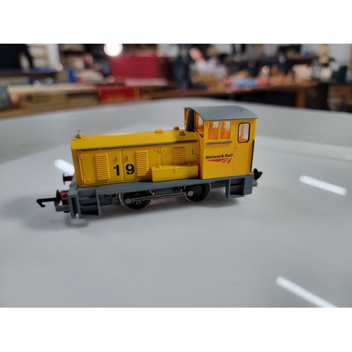 42 - Boxed as new Hornby R3775 Class 06 Network Rail Diesel Shunter Loco NO. 19 lamp fitted on engine cov... 