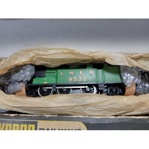 48 - Wrenn W2217 0-6-2 LNER Class N2 Tank locomotive NO.9522 original box and original tissue paper and p... 