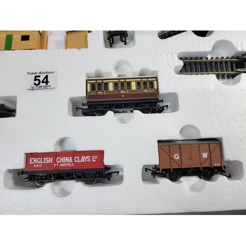 54 - Hornby R1161 West Spirit Train Set - complete includes loco, 4x rolling stock, oval of track, contro... 