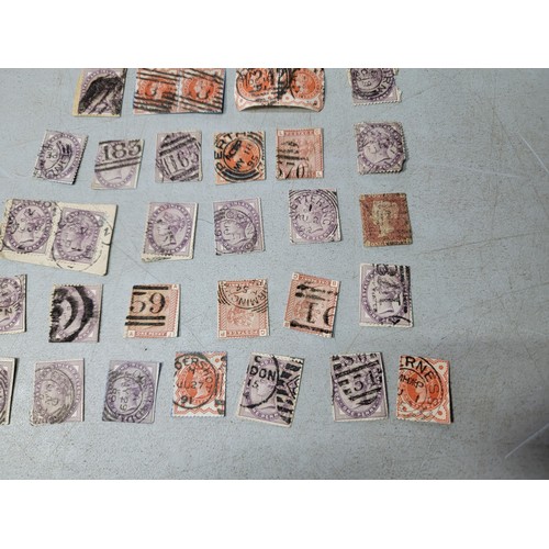 63 - Large quantity of loose Victorian stamps to include a large quantity of Penny Reds, Penny Lilacs all... 