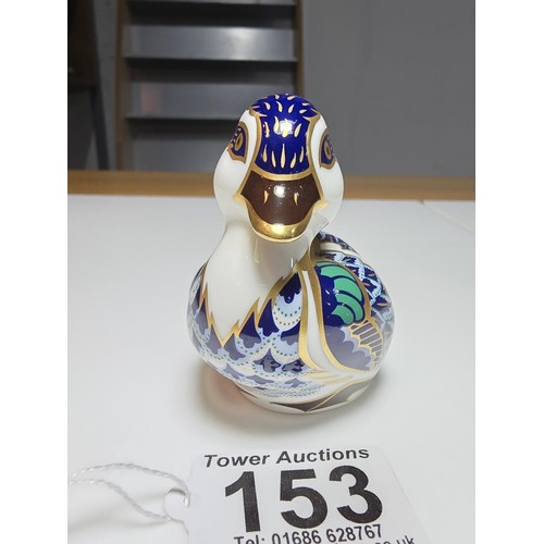 153 - Royal Crown Derby sitting duck paperweight with gold stopper in excellent condition