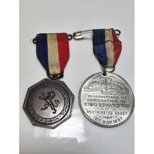 162 - 2x WWII Third Reich German War Merit Medals, both medals are marked 1939, with Swastika embossed on ... 