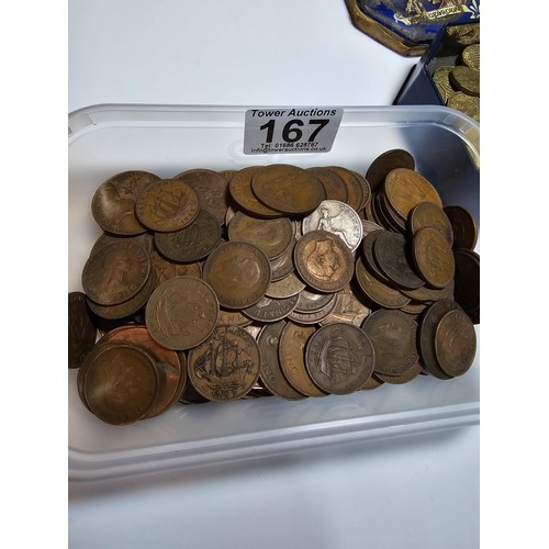 167 - 2x tubs full of vintage British coins to include a large quantity of brass 3 pence coins and a large... 