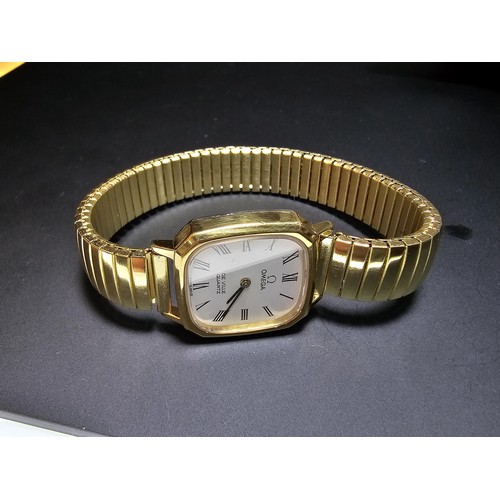 195 - Genuine Ladies Omega De Ville Quartz watch having a 5 jewel movement, the winding crown requires att... 