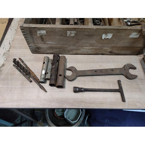 414 - A good quality vintage wooden tool carry case containing 2 part socket sets, a large quantity of scr... 