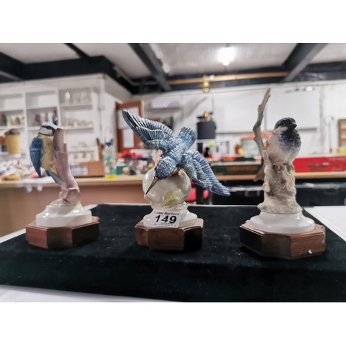 149 - 3 boxed Albany fine china bird figurines standing on wooden plinths, all with COA's, 2500 of each fi... 