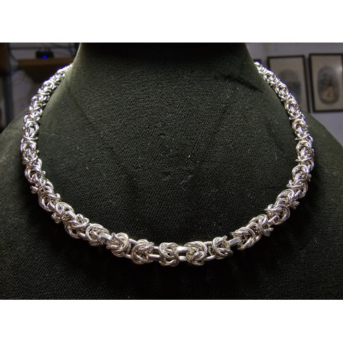 236 - Fine quality Hallmarked 925 Silver heavy neck chain with an unusual knot link design in excellent cl... 