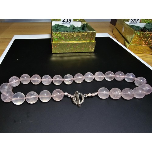 238 - A good quality large rose quartz beaded 16