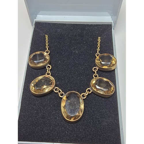 252 - Stunning 9ct Yellow Gold Dress Necklace inset with 5 large faceted natural Citrine gem stones. The l... 