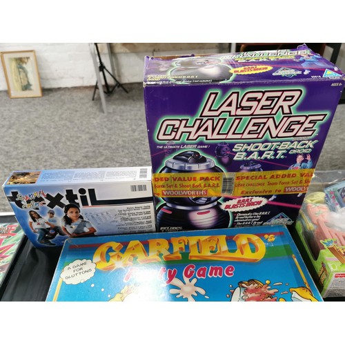 88 - A quantity of children's toys including a boxed laser challenge, shoot back droid, a boxed Silda 3D ... 