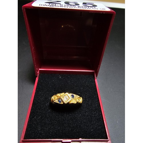 265 - An Antique Hallmarked 18ct Yellow Gold Ring with a pretty design inset with a 0.64ct Diamond to the ... 