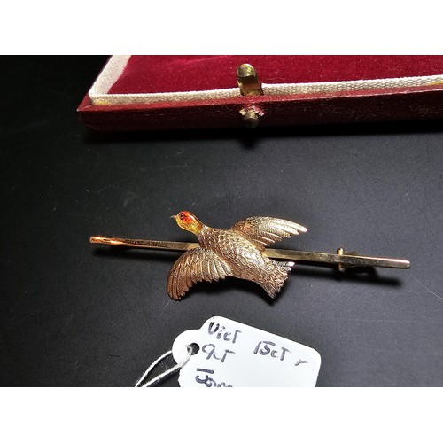 274 - Pretty Antique 9ct Yellow Gold Bar Brooch having a 9ct Tri-colour Gold Pheasant design in Yellow, Ro... 