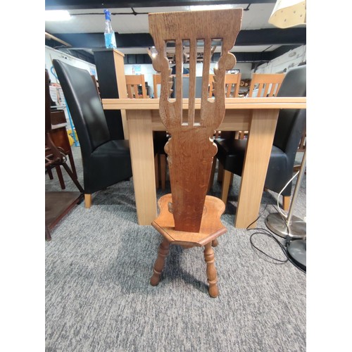 466 - A good quality oak very well carved and well detailed Welsh chair by 