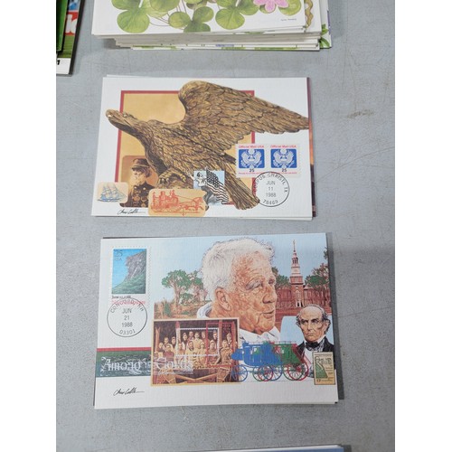 65 - 4x different sets of postcards and First Day Covers to include a rare vintage postcards set relating... 