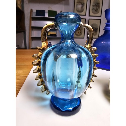 218 - 5x good quality art glass pieces to include a stunning blue ribbed glass vase with amber glass handl... 