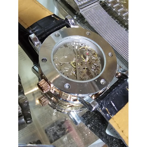 226 - Large collection of 13x various wrist watches to include a skeleton watch with a mechanical movement... 