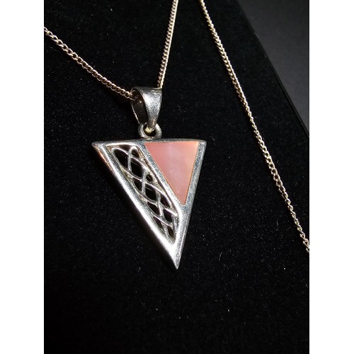 273 - Pretty 925 silver triangular pendant inset with pink mother of pearl, on a 18