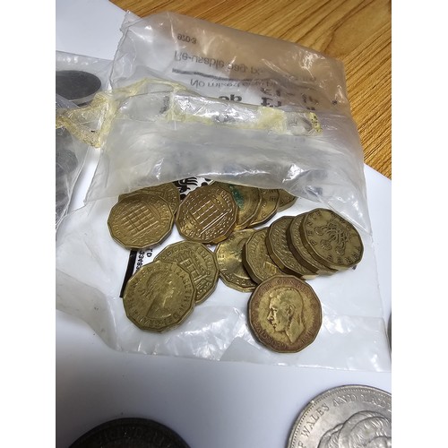 288 - Tin full of various vintage british coins to inc. a qty of antique copper pennies includes a well pr... 