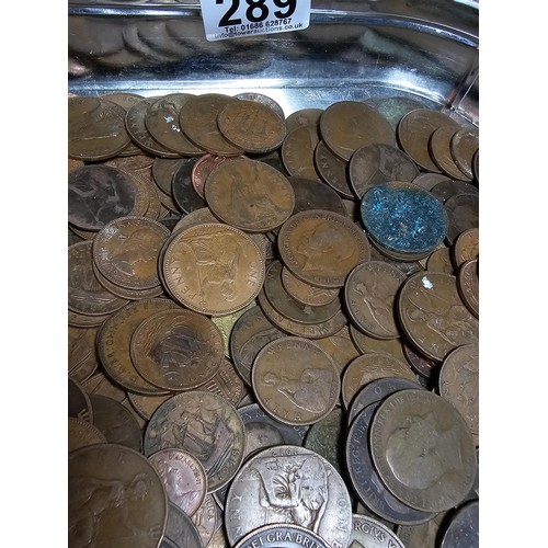 289 - A large tin full of vintage and antique copper coins mostly british, please study photos for more de... 