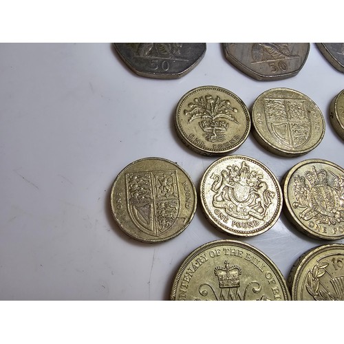 301 - Qty of old British coinage to inc. 4x old style £2 coins, 12x old style £1 coins, 5x old style 50p c... 